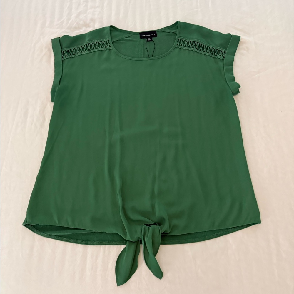Fortune Ivy Green Tie Front Blouse Lace Shoulder Boho Casual Top - Size M
